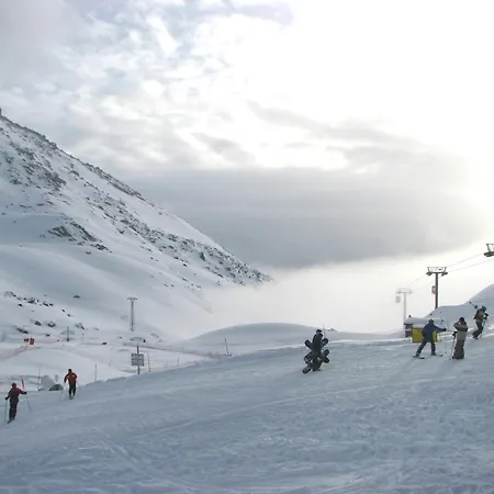 In 3 Vallees With Pool & Sauna *
