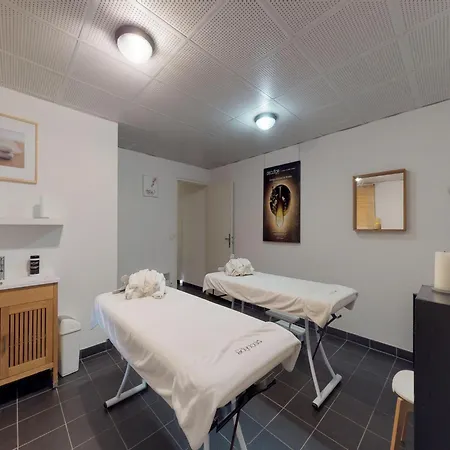 In 3 Vallees With Pool & Sauna Apartment